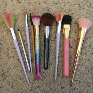 Makeup brush bundle